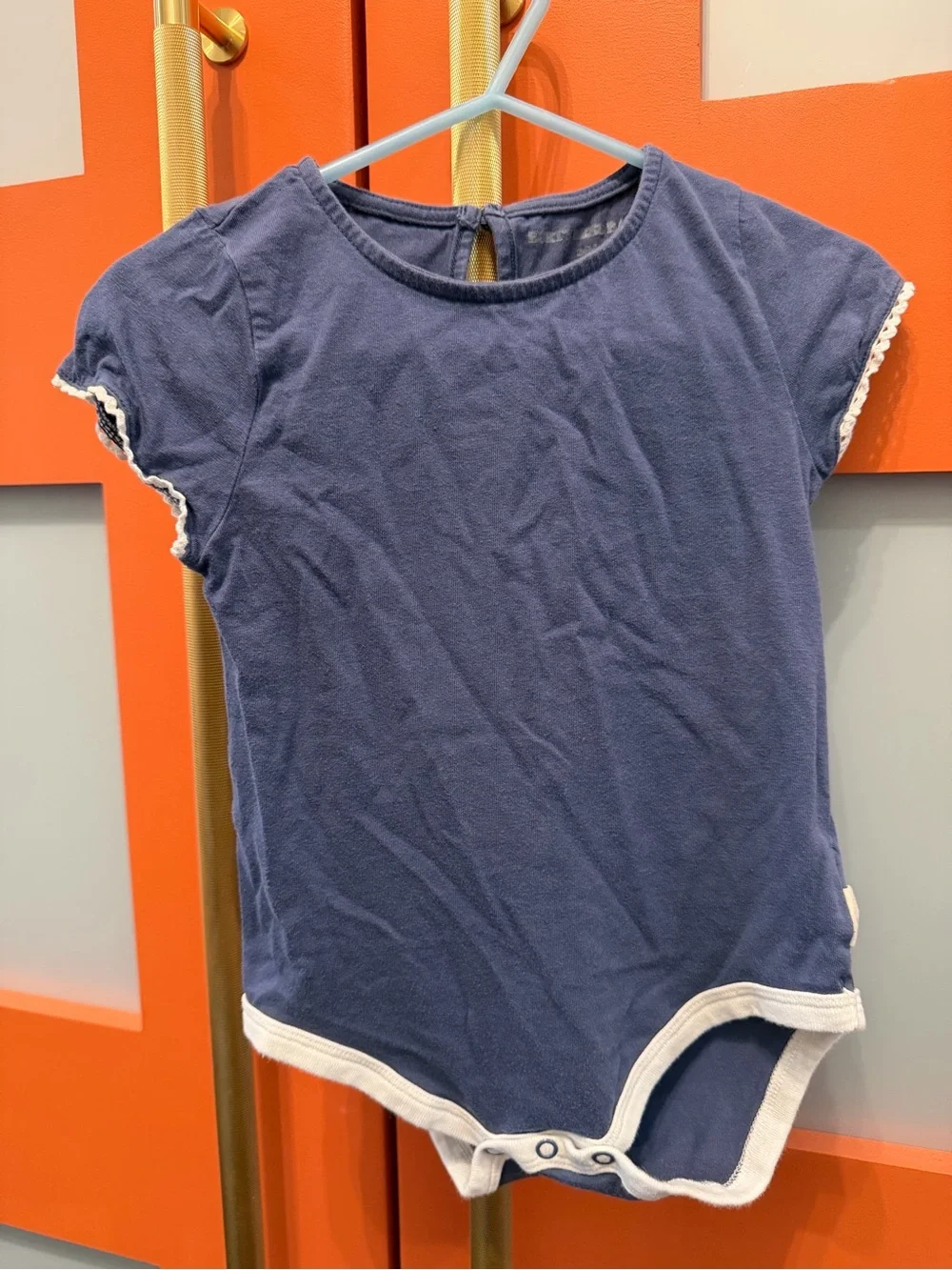 Burt’s Bees Baby Blue Bee Heart Pattern Smock Romper 24 months